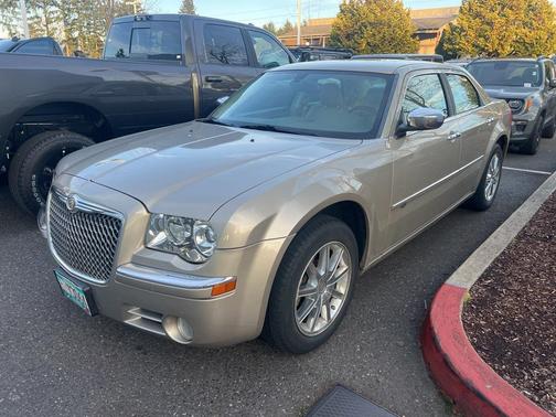 2009 Chrysler 300C Base