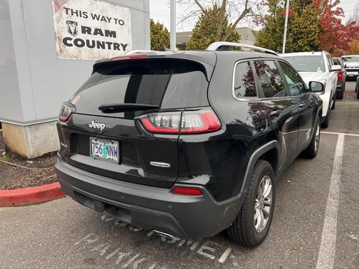 2021 Jeep Cherokee Latitude Lux