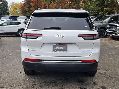 2025 Jeep Grand Cherokee L Laredo