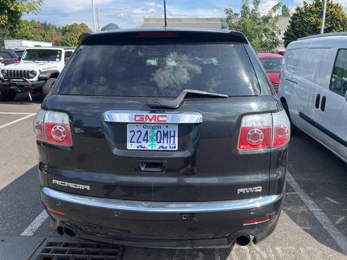 2011 GMC Acadia Denali