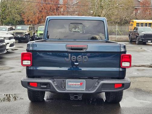2025 Jeep Gladiator Nighthawk