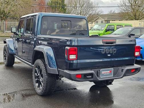 2025 Jeep Gladiator Nighthawk
