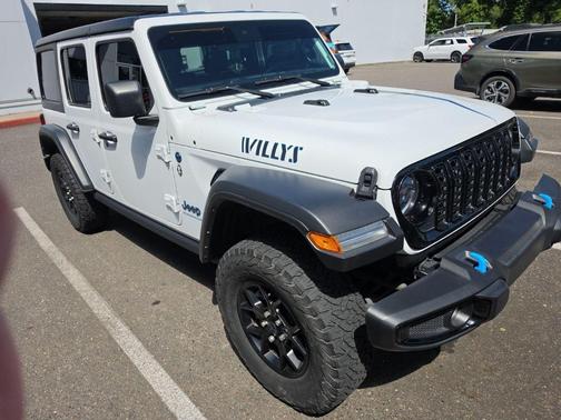 Bright White Clearcoat 2024 Jeep Wrangler 4xe Willys