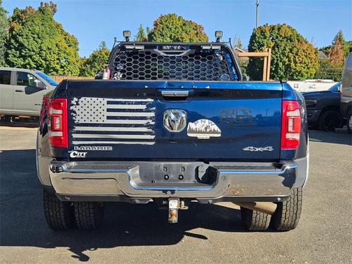 2019 RAM 3500 Laramie Crew Cab 4x4 8' Box