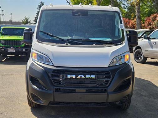 2025 RAM ProMaster 2500 Tradesman