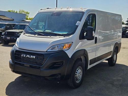 2025 RAM ProMaster 2500 Tradesman
