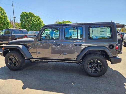 Granite Crystal Metallic Clearcoat 2026 Jeep Wrangler Sport