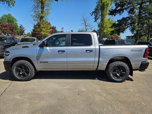 2025 RAM 1500 Warlock Crew Cab 4x4 5'7' Box