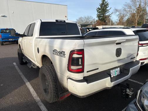 2021 RAM 2500 Big Horn Crew Cab 4x4 6'4' Box