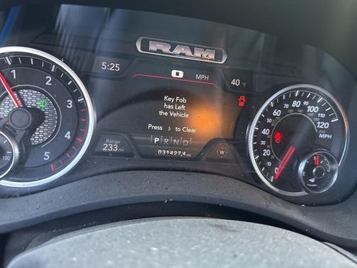 2022 RAM 2500 Big Horn Crew Cab 4x4 6'4' Box