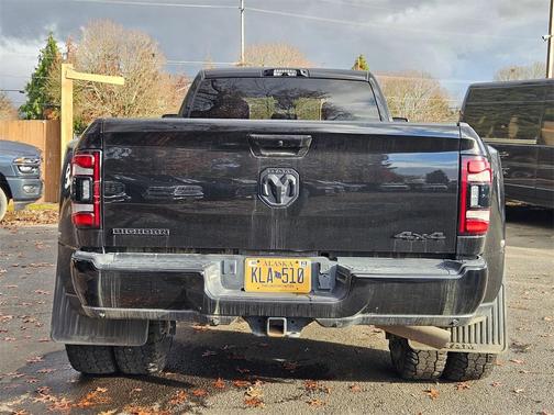 2024 RAM 3500 Big Horn Crew Cab 4x4 8' Box