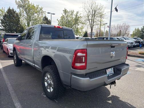 Billet Silver Metallic Clearcoat 2021 RAM 2500 Big Horn Crew Cab 4x4 6'4' Box