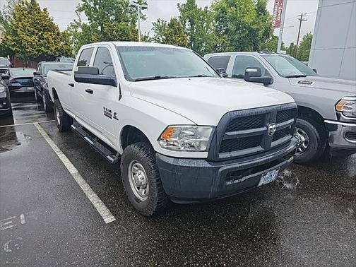 2018 RAM 2500 Tradesman Crew Cab 4x4 8' Box