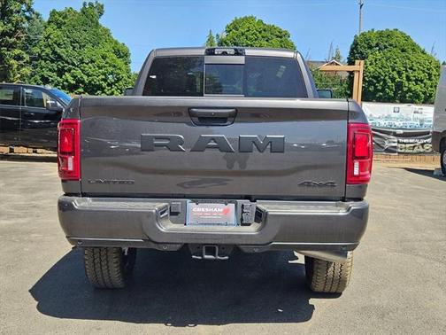 2025 RAM 3500 Limited Crew Cab 4x4 6'4' Box