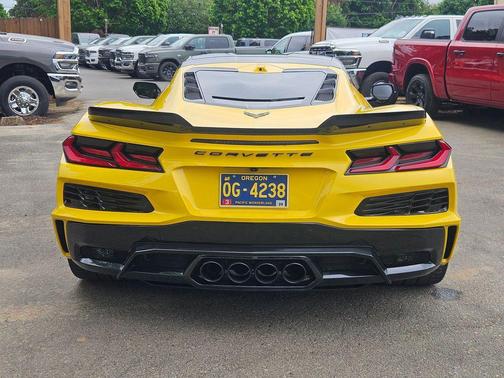 Competition Yellow Tintcoat Metallic 2025 Chevrolet Corvette Z06