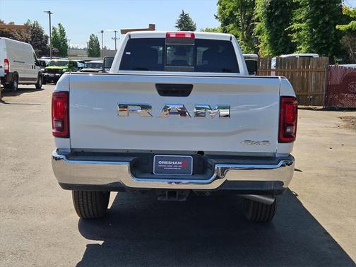 2025 RAM 3500 Tradesman Crew Cab 4x4 8' Box
