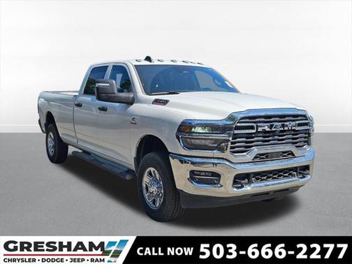 2025 RAM 3500 Tradesman Crew Cab 4x4 8' Box