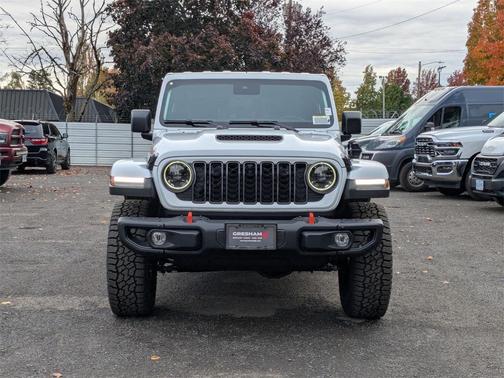 2025 Jeep Gladiator Mojave X