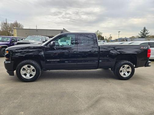 2017 Chevrolet Silverado 1500 2LT
