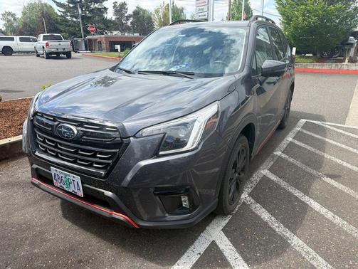 Crystal Black Silica 2024 Subaru Forester Sport