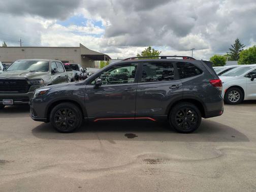 Crystal Black Silica 2024 Subaru Forester Sport