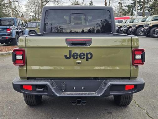 2025 Jeep Gladiator Sport S