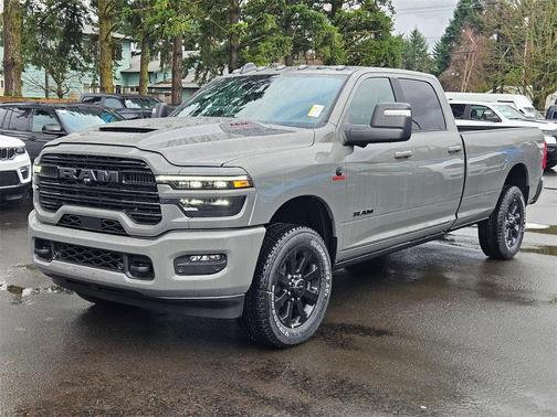 2026 RAM 3500 Laramie Crew Cab 4x4 8' Box