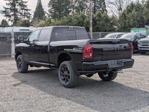 2026 RAM 2500 Laramie Crew Cab 4x4 6'4' Box