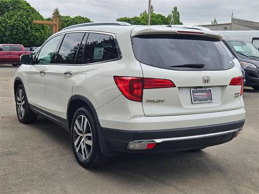 2018 Honda Pilot Touring