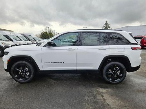 2025 Jeep Grand Cherokee Limited X