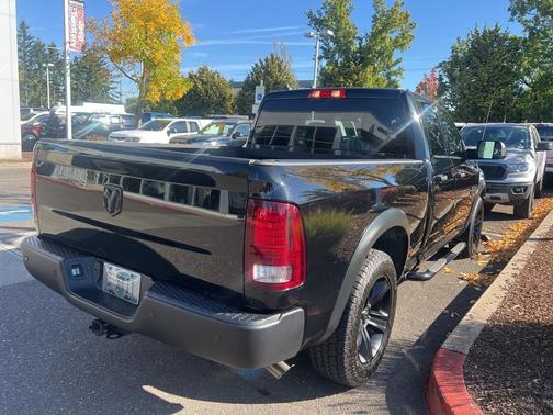 2022 RAM 1500 Classic Warlock Quad Cab 4x2 6'4' Box