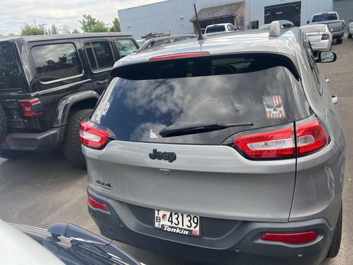 2016 Jeep Cherokee High Altitude