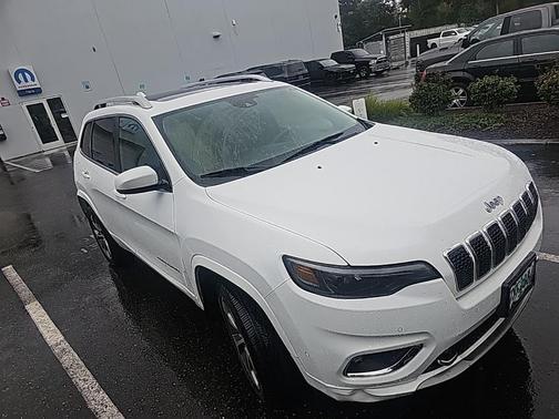 2019 Jeep Cherokee Overland