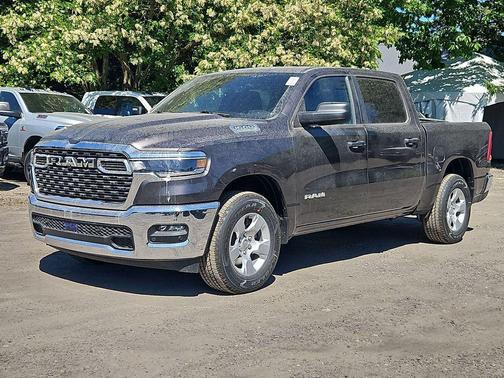 Granite Crystal Metallic Clearcoat 2026 RAM 1500 Big Horn/Lone Star