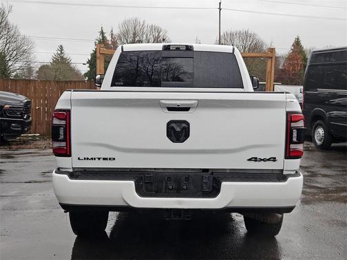 2022 RAM 2500 Limited Crew Cab 4x4 6'4' Box