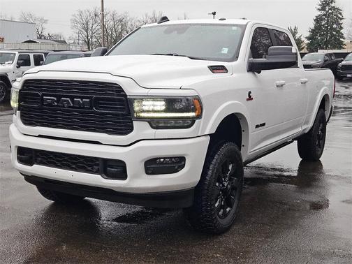 2022 RAM 2500 Limited Crew Cab 4x4 6'4' Box