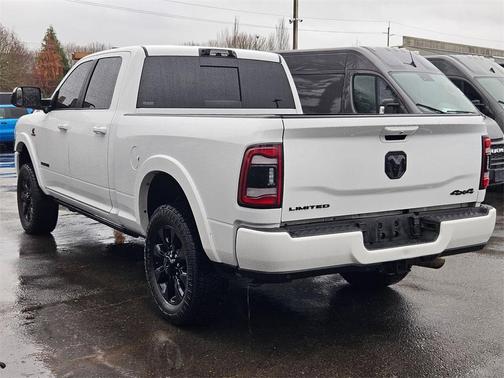 2022 RAM 2500 Limited Crew Cab 4x4 6'4' Box