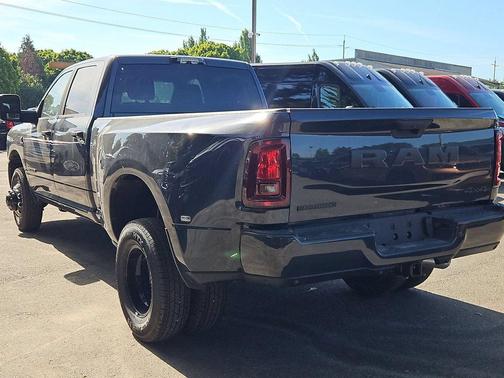 Forged Blue Metallic 2026 RAM 3500 Big Horn Crew Cab 4x4 8' Box
