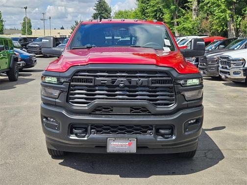 2025 RAM 2500 Tradesman Crew Cab 4x4 6'4' Box
