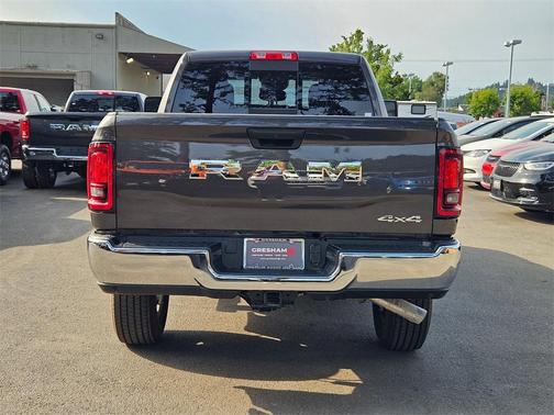2025 RAM 2500 Tradesman Crew Cab 4x4 6'4' Box