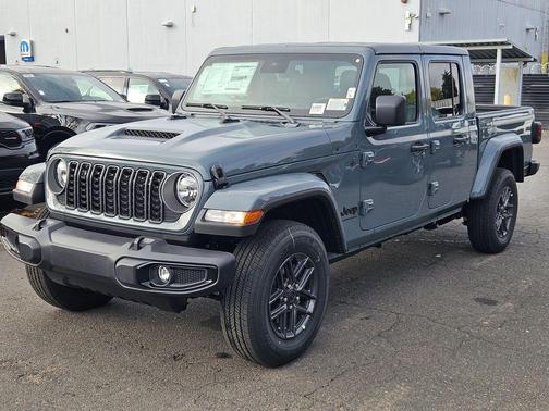Anvil Clearcoat 2025 Jeep Gladiator Sport S