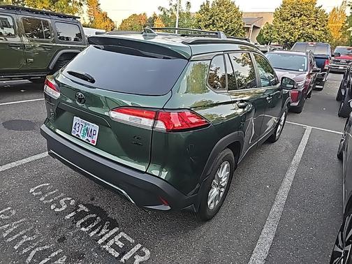 2023 Toyota Corolla Cross LE