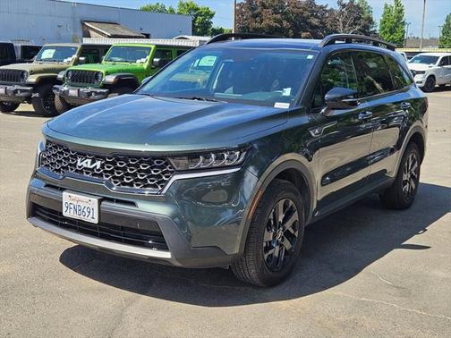 2023 Kia Sorento S