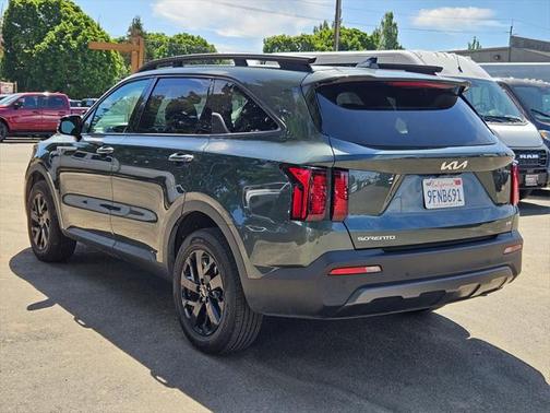 2023 Kia Sorento S