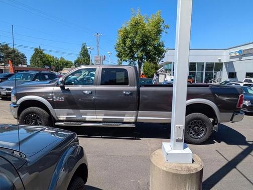2016 RAM 2500 Laramie