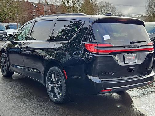 2026 Chrysler Pacifica Limited