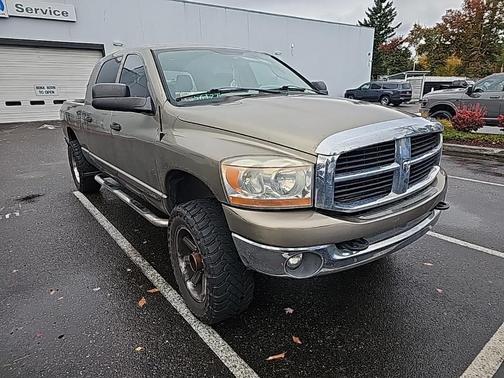 2006 Dodge Ram 2500 SLT Mega Cab