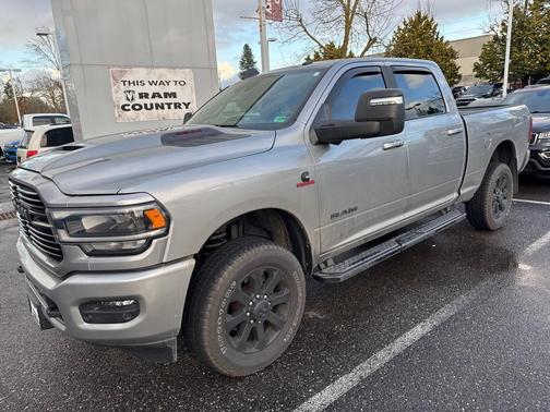 2024 RAM 2500 Laramie Crew Cab 4x4 6'4' Box