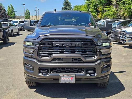 2025 RAM 3500 Big Horn Crew Cab 4x4 6'4' Box