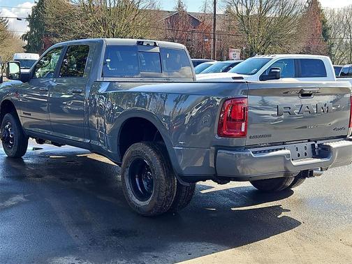 2026 RAM 3500 Laramie Crew Cab 4x4 8' Box